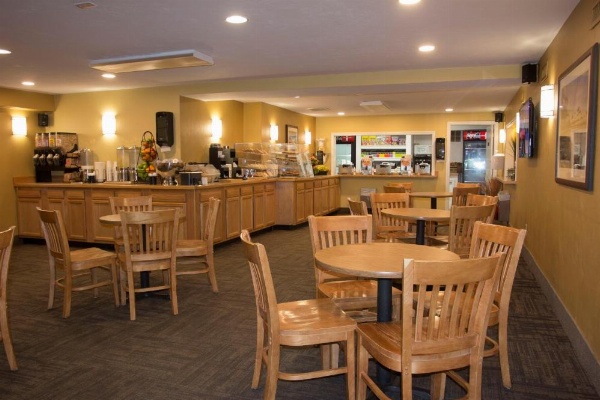 Bayside Resort Hotel image 14